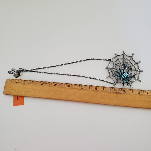 New Halloween Betsy Johnson Statement Necklace Spider and Web Silver Blue - Picture 10 of 12